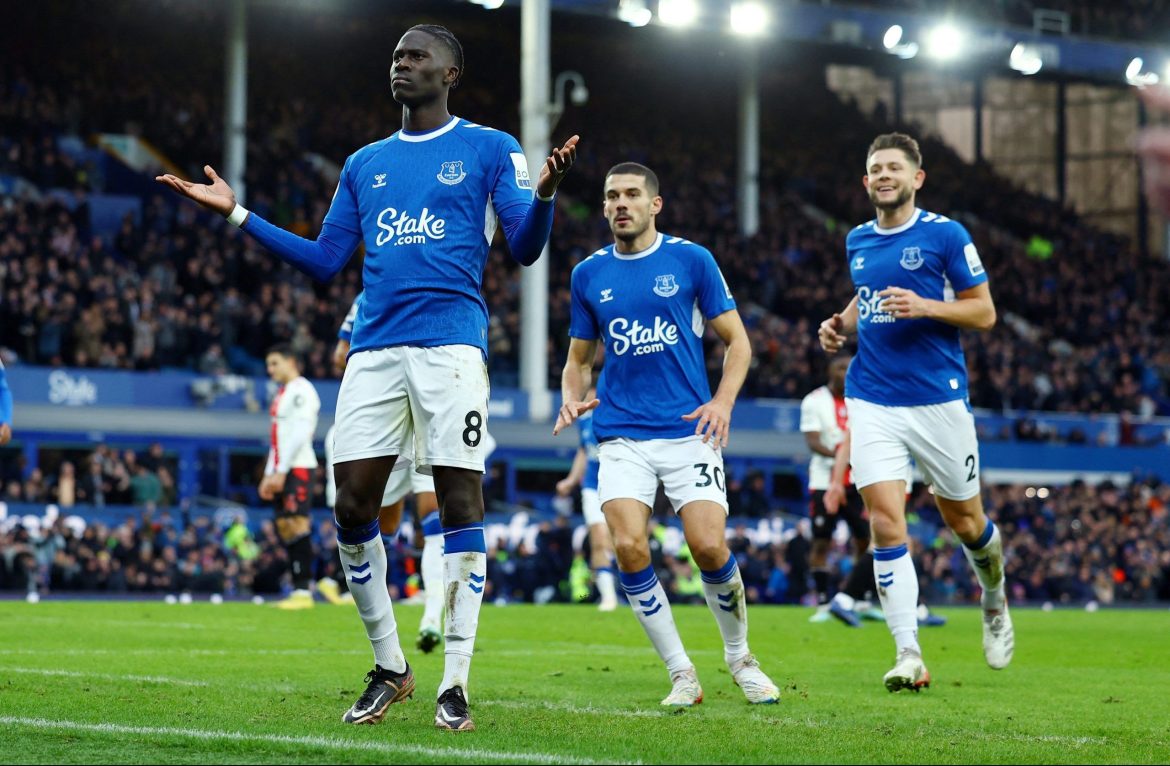 Arsenal looking at Amadou Onana swoop