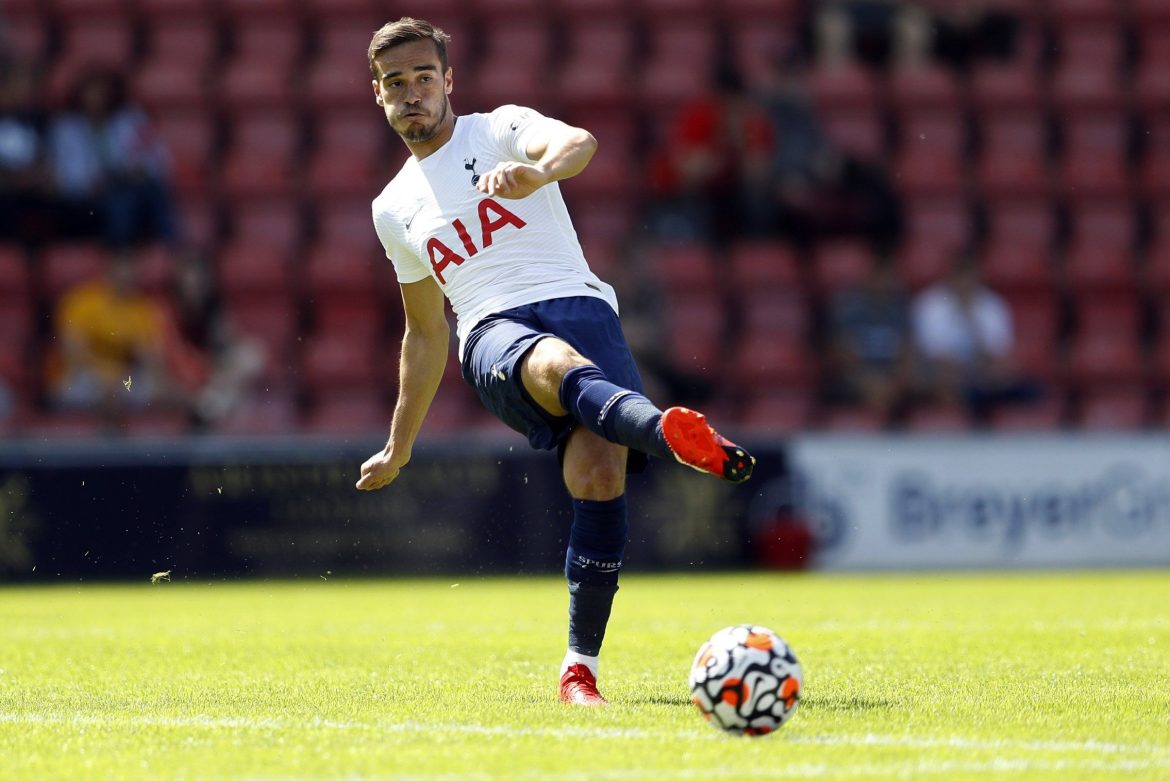 Harry Winks offered to Rangers